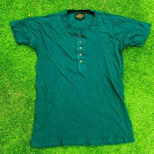 Green 💯 cotton shirt size L. Gender neutral. Sheehan & Co